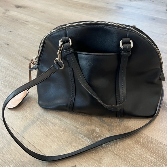 Coach purse - Picture 2 of 6